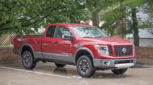 Nissan Titan XD PRO-4X 2017 года (NA)
